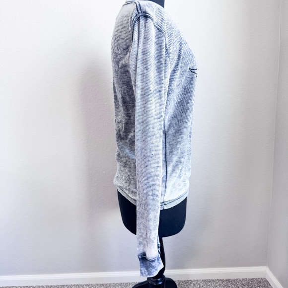 Sterling Tigers | Burnout Longsleeve - Picture 2 of 8